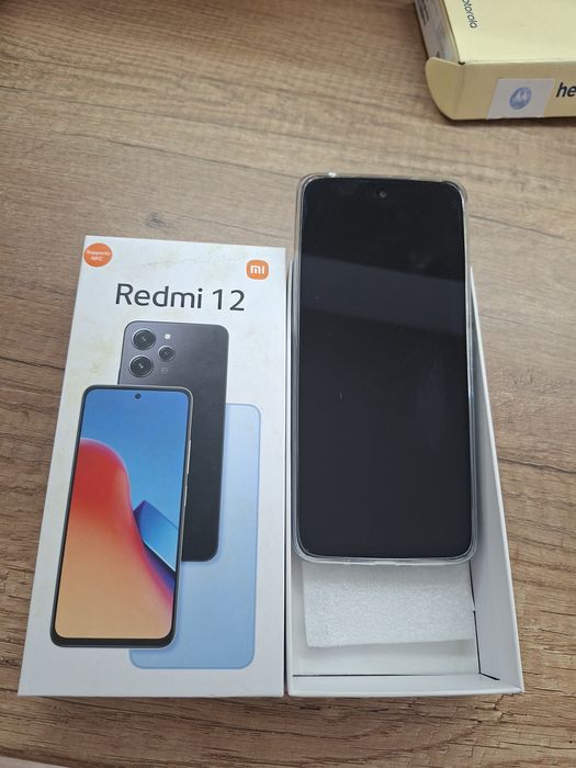 Телефон REDMI 12
