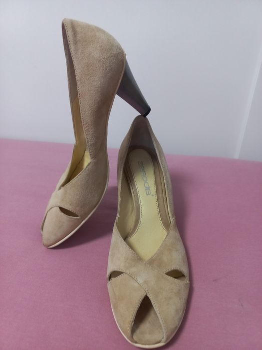 Нови италиански обувки от естествена кожа