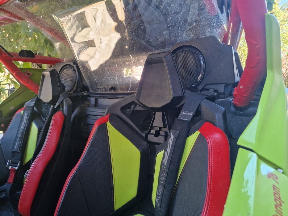 Продавам Polaris RZR