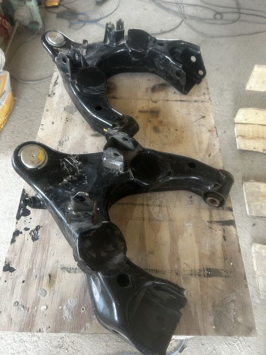 Рычаги Toyota Land Cruiser 100