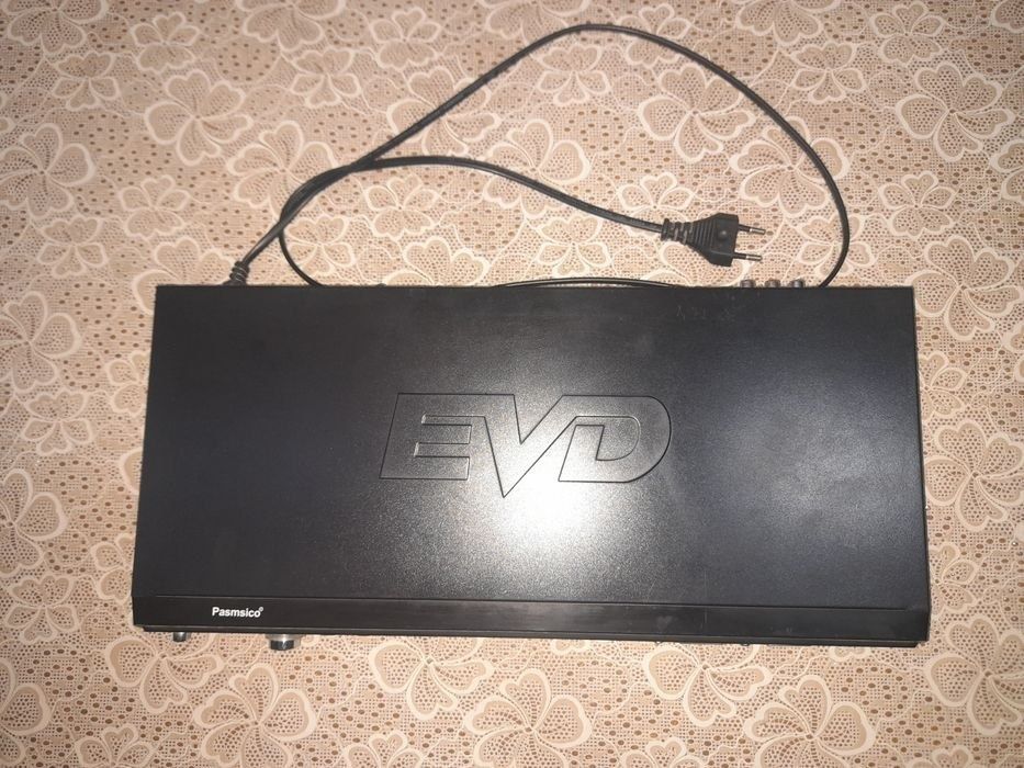 Dvd sotiladi usb fleshka ham ketadi