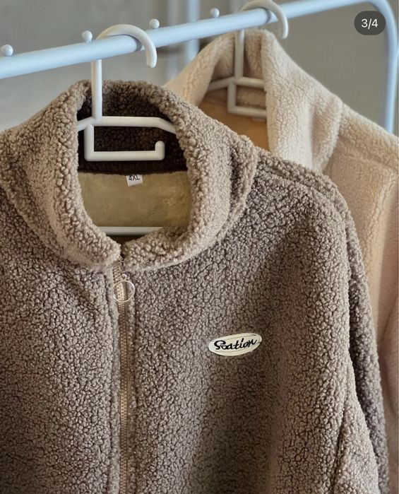 Теплый бомбер из эко-меха