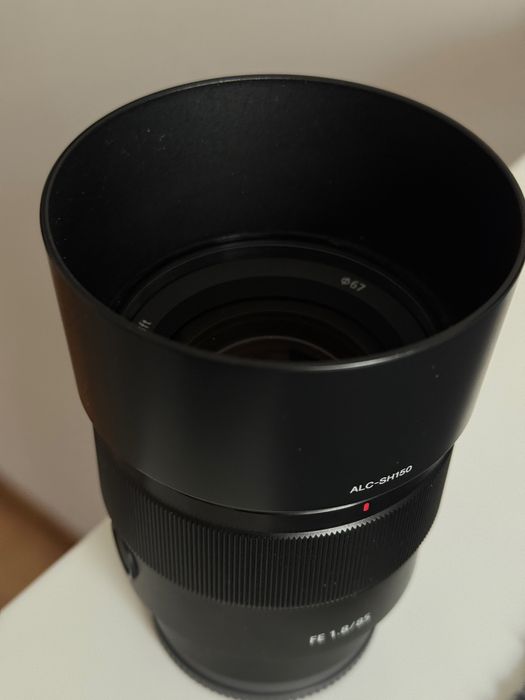 Obiectiv Sony, montura FE, 85mm f1.8 fullframe