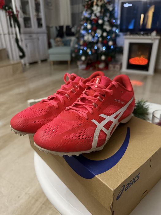 Шпайкове Asics 38ми номер