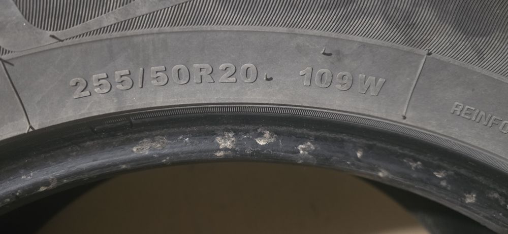 Продам шины 255/50/20