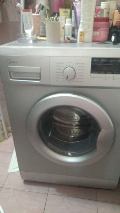 Продам стиральную машинку б/у