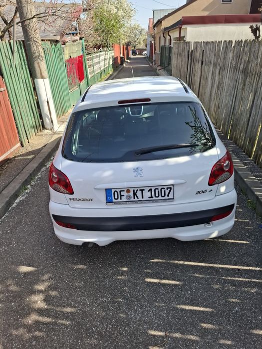PEUGEOT  206 + An Model 2010