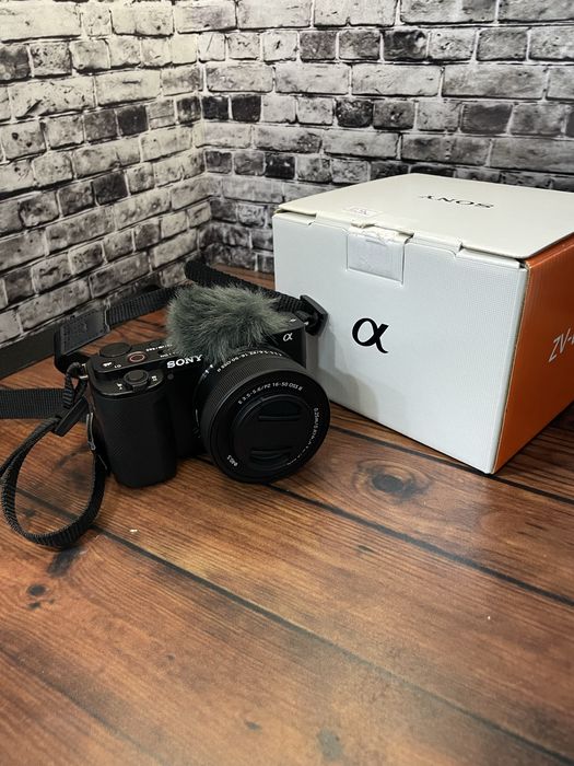 Фотоаппарат Sony Zv-E10