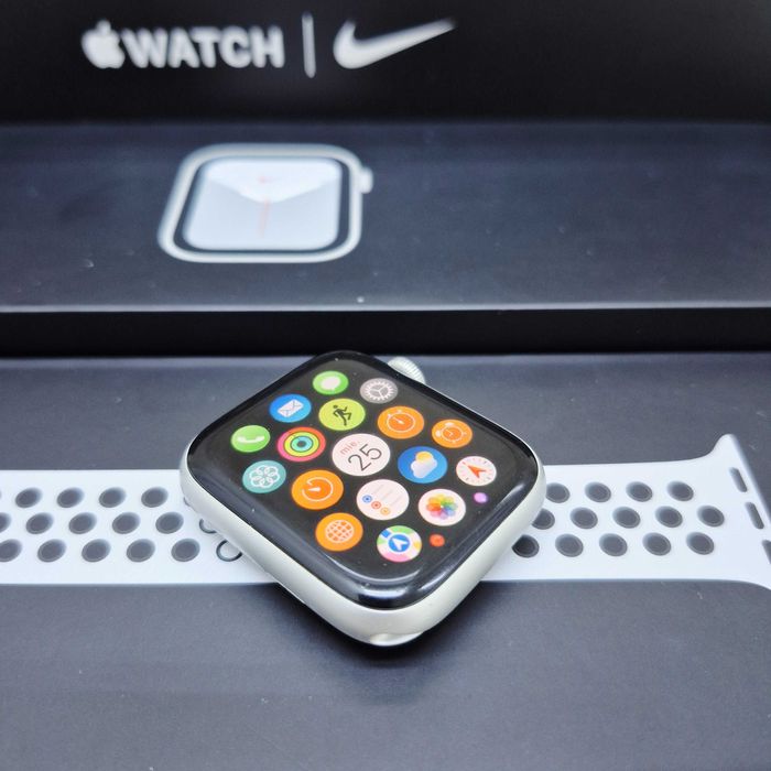 Apple Watch Se GPS 44m 87%bat Zeus Amanet Militari 34902