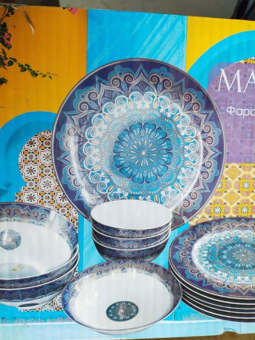 Продам столовый сервиз