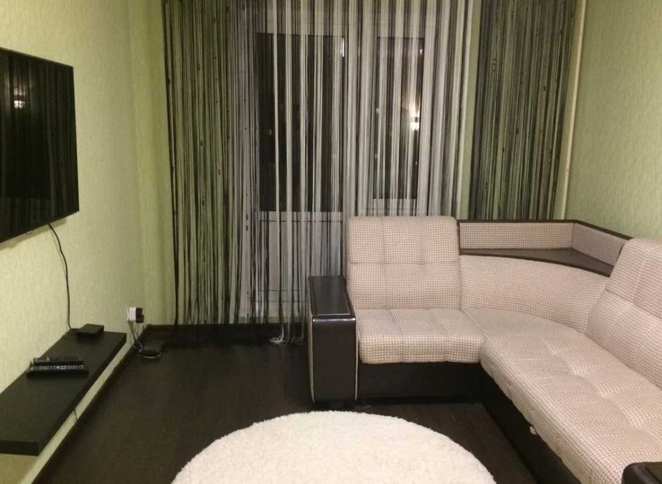 Дава се под наем Тристаен апартамент в Бургас, Победа - 90 кв.м за 290.7 € - Снимка #2