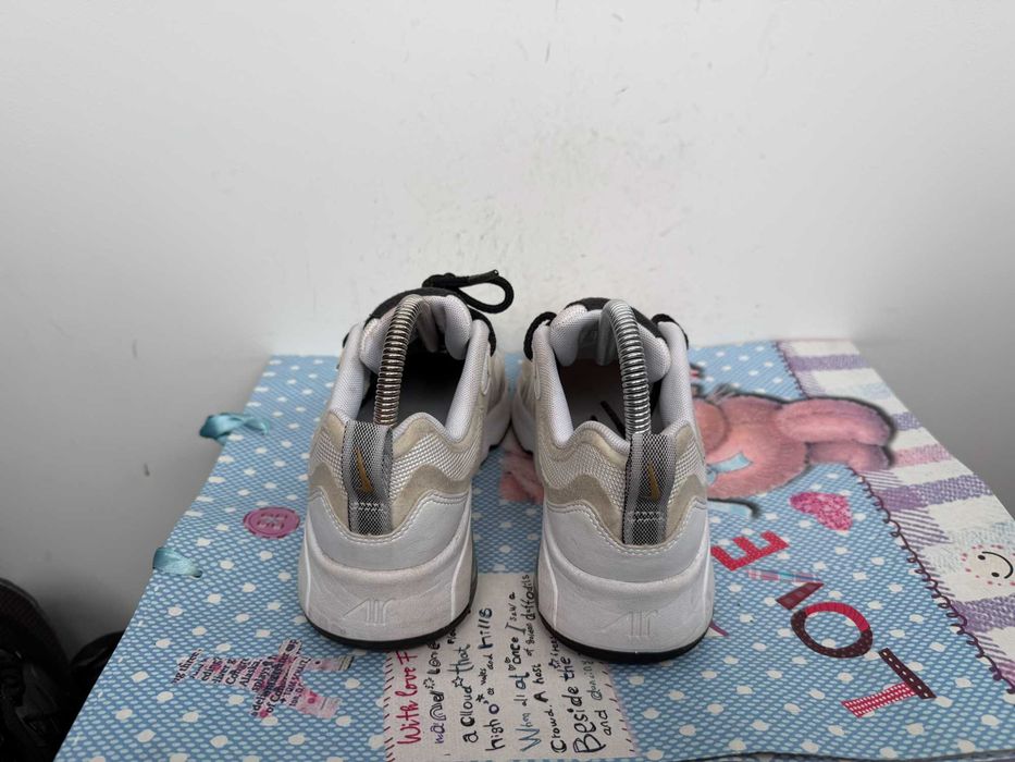 Nike Air Max 200''оригинални маратонки 37.5 номер