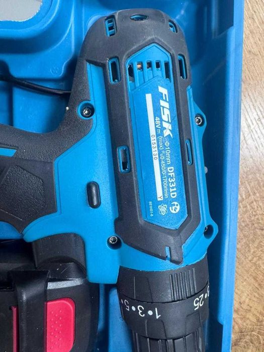Шуруповерт FISK DF331D