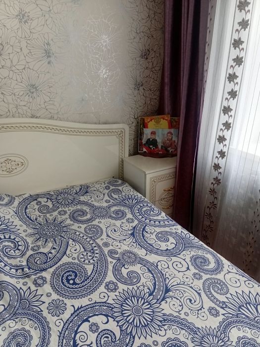 Продам спальный гарнитур