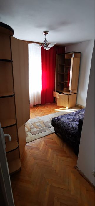PF inchiriez apt vizavi de Palas