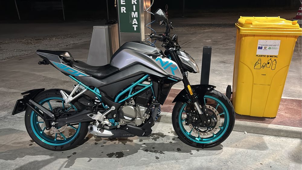 Cfmoto 300nk 2021