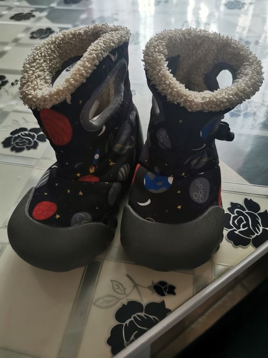 Cizme bogs mărimea 23