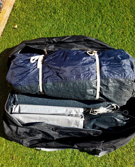 Форселт за каравана 2.42м×2.00м.