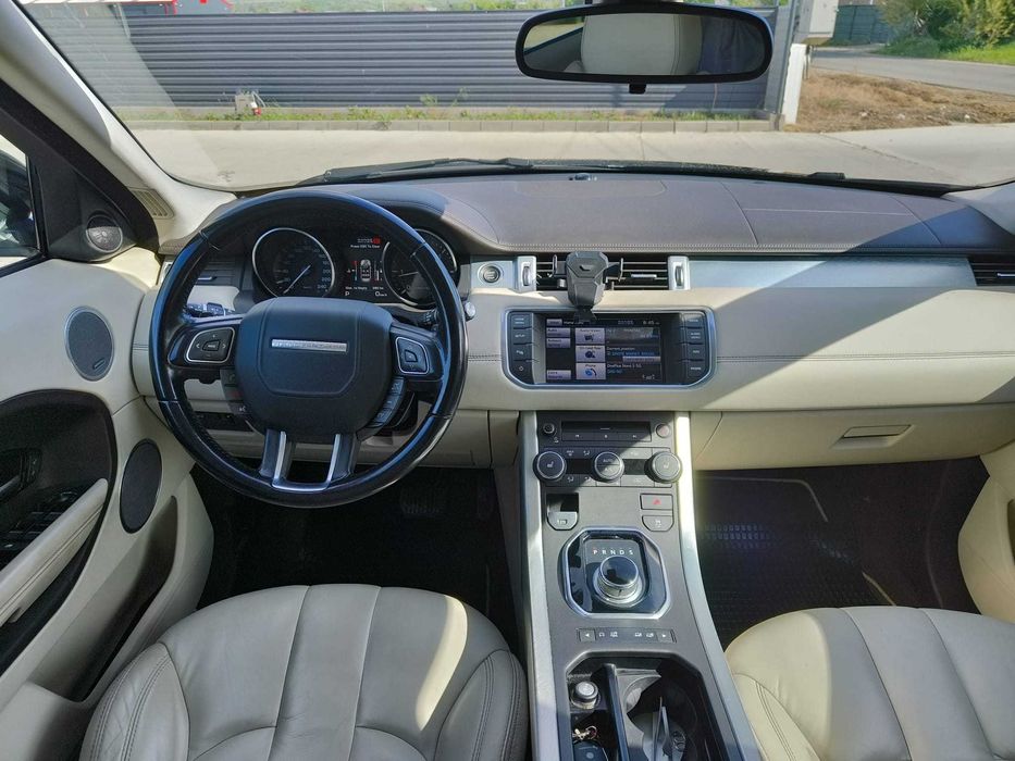 vand range rover evoque 2,2 d, sd4, 190 cp, 4x4 automata an fabricatie  2013