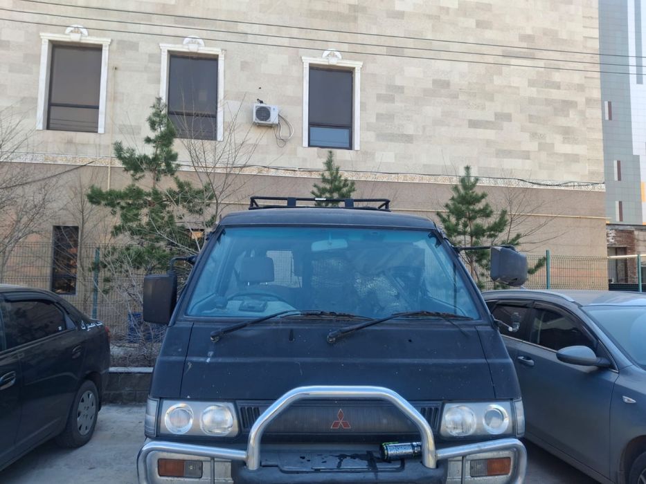 Mitsubishi Delica продам