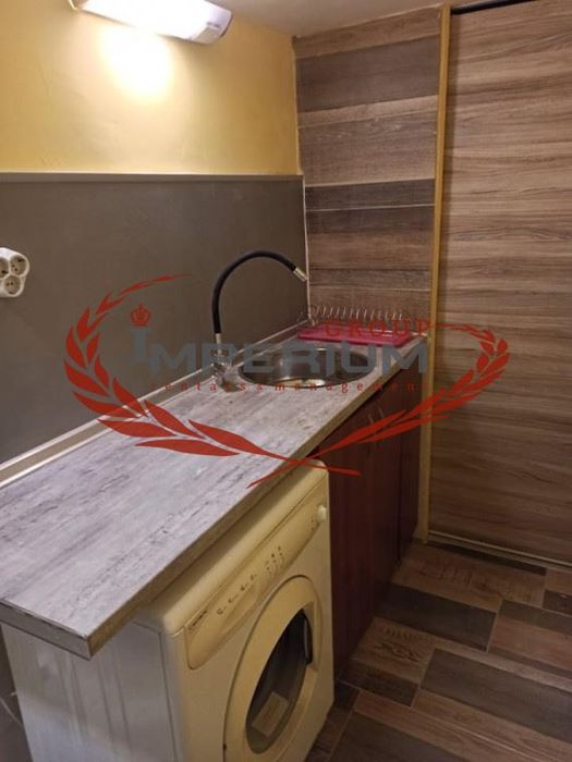 Двустаен обзаведен апартамент под наем в района на кв. Чайка. гр. Вар