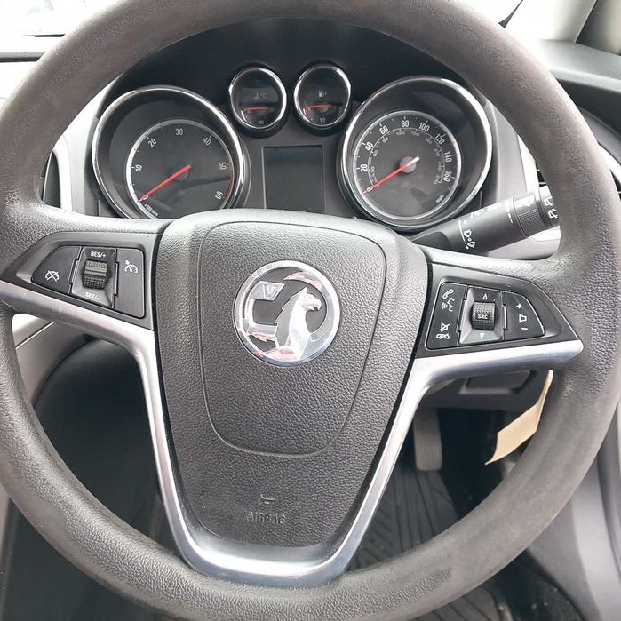 Опел Астра J 1,3 дизел 5-врати сива/Opel Astra J A13DTE 2010г на части