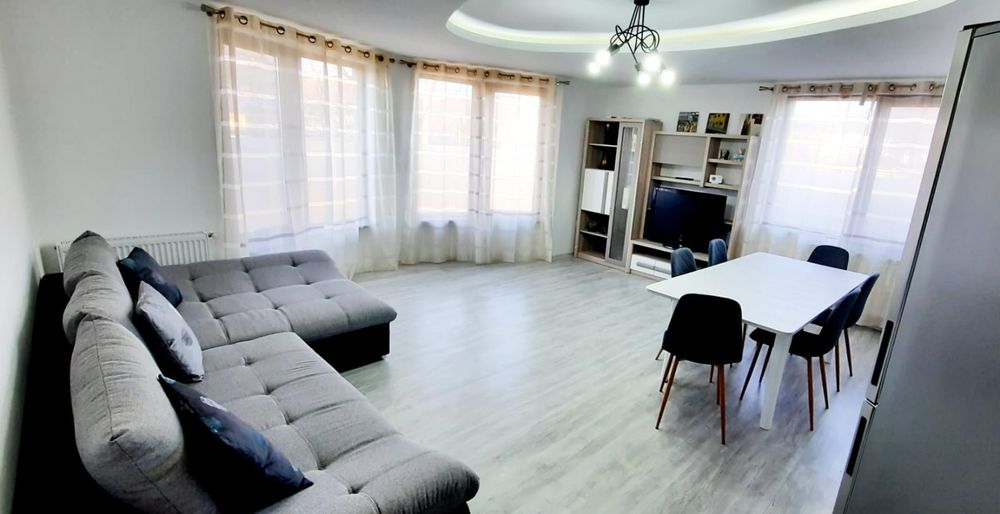 Apartament în Vilă de închiriat