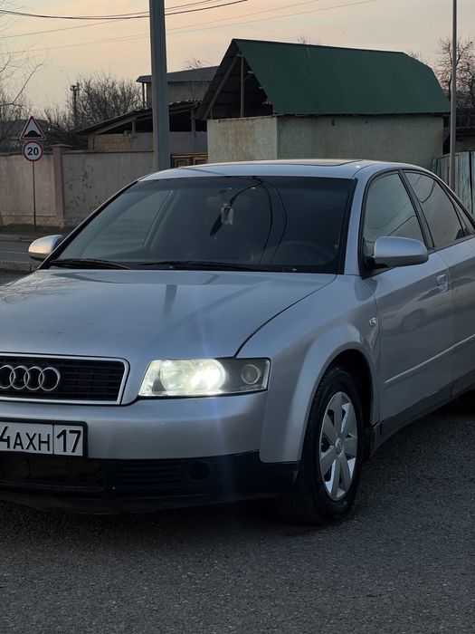 Ауди а4 2003г 1,8турбо