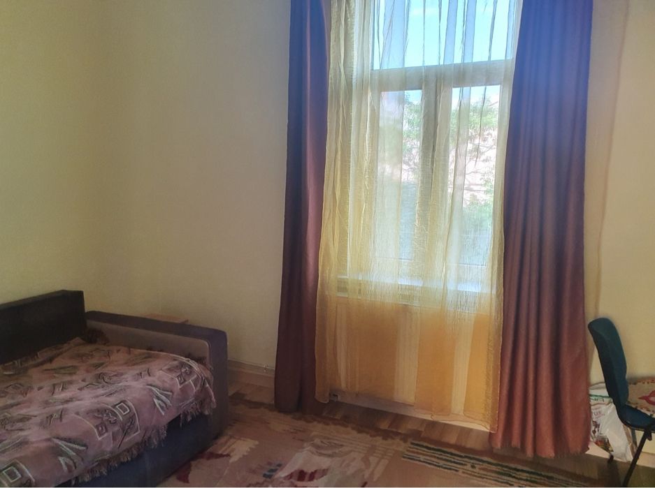 Inchiriez casă 3 camere în zonă centrală în Ploiești!