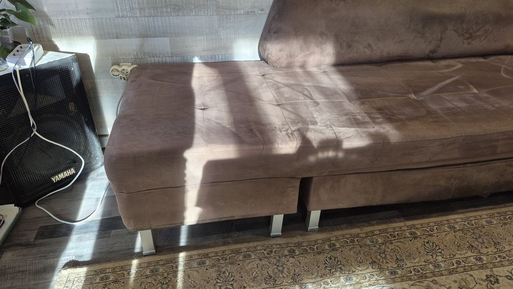 Профавам запазен ъглов диван 2.10 на 300 см става на спалня