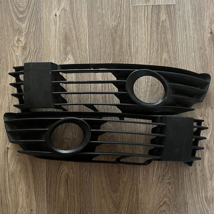 Накладка бампера под противотуманки VW Passat b5