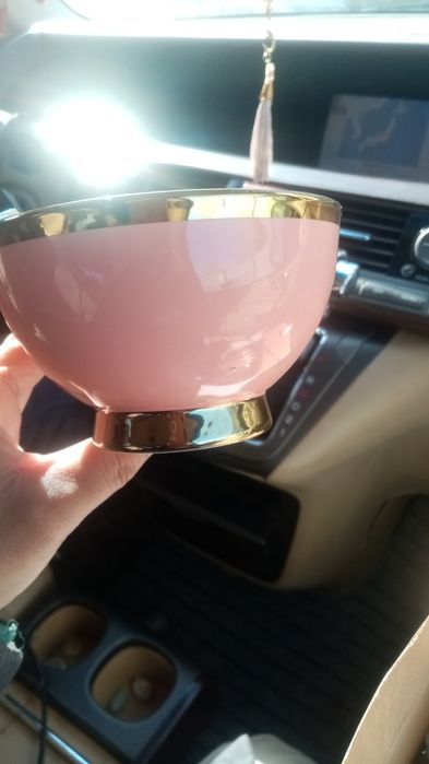 Түскиіз, алаша, басқұр жаңа ұсталмаған қолдан тігілген.