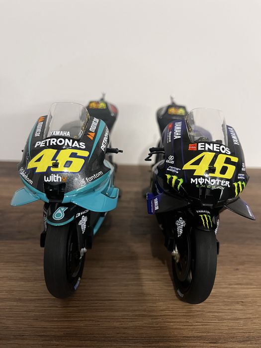 Minichamps 1:12 Valentino Rossi 1:8