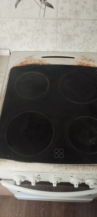 Плиты все работают.