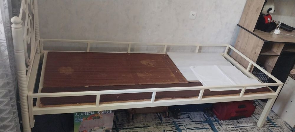 Metall kravat qoldan yasalgan ideal