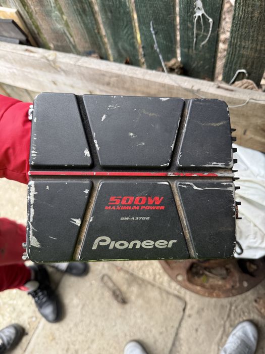 Vand subwoofer aplin 300rms cu statie pionner de 500w