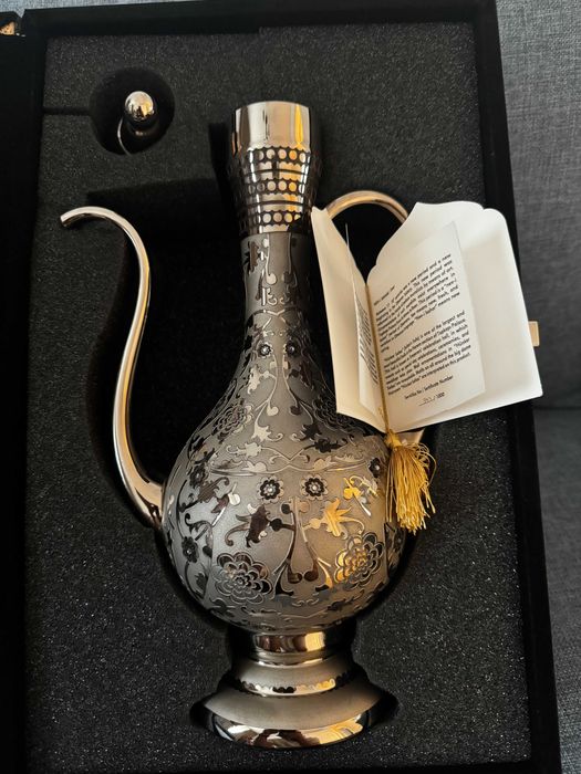 DecOrium Ottoman Collection 24k Gold and Platinum