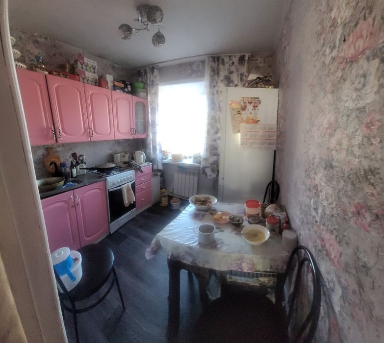 Продам 4х комнатную квартиру