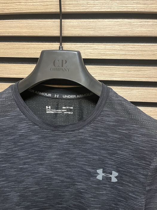 Under Armour : Heatgear Knit - размер S/M Оригинал