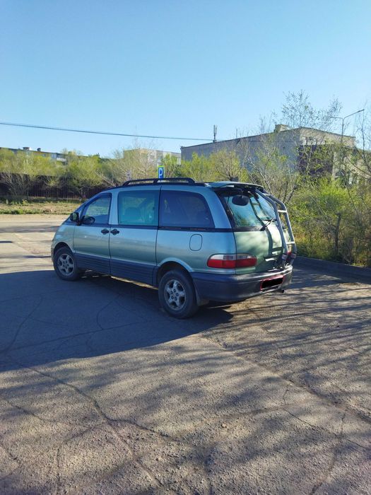 Продам Тойота Эстима Эмина