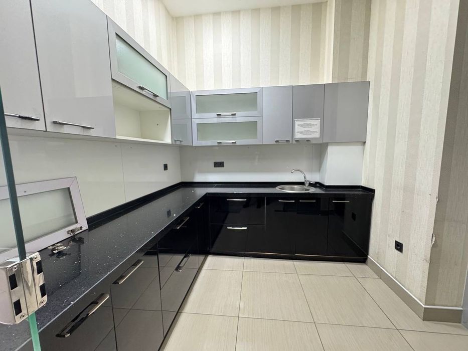 Аренда офис, метро Айбек, 750м2