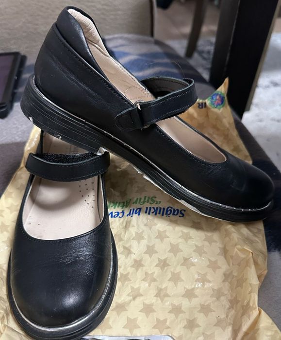 Продам кожаные туфли