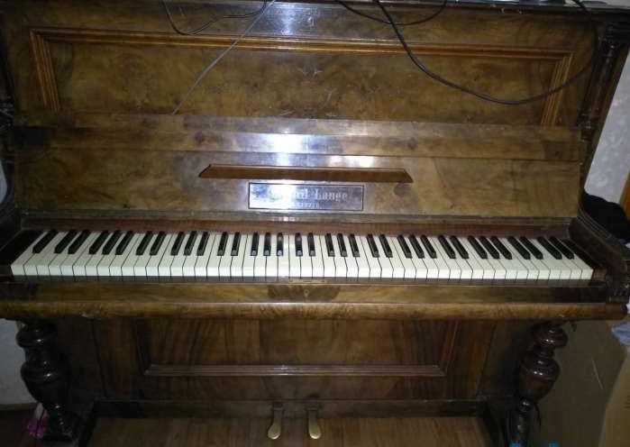 Антикварное пианино фортепиано