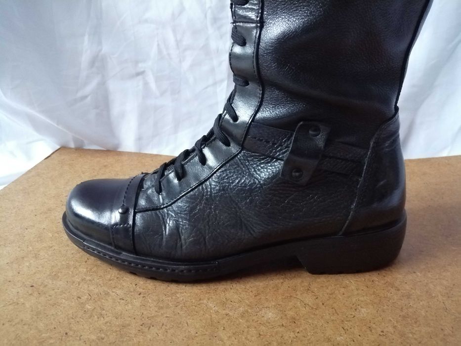 № 37 дамски ботуши с връзки естествена кожа