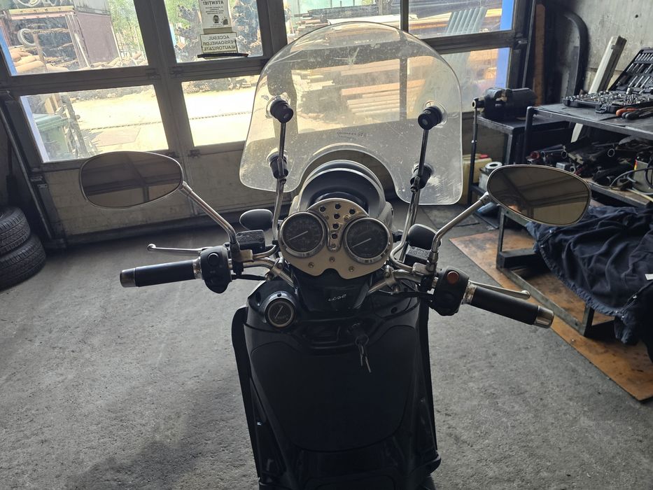 Maxiscooter  Piaggio Beverly Cruiser  500