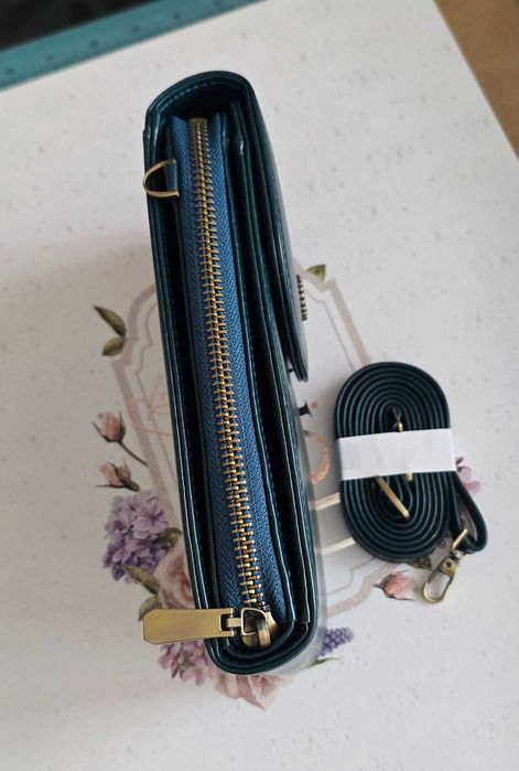 Сумочка женская  маленькая