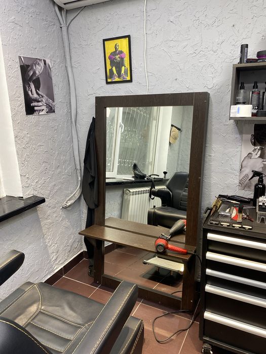 Продам зеркало для салона