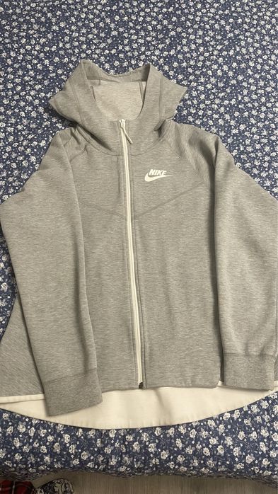 Худи на замке nike