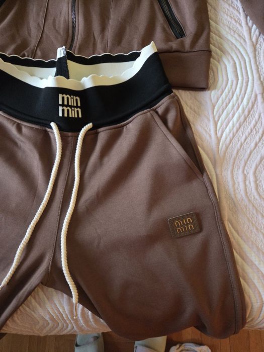 Спортен екип MiuMiu