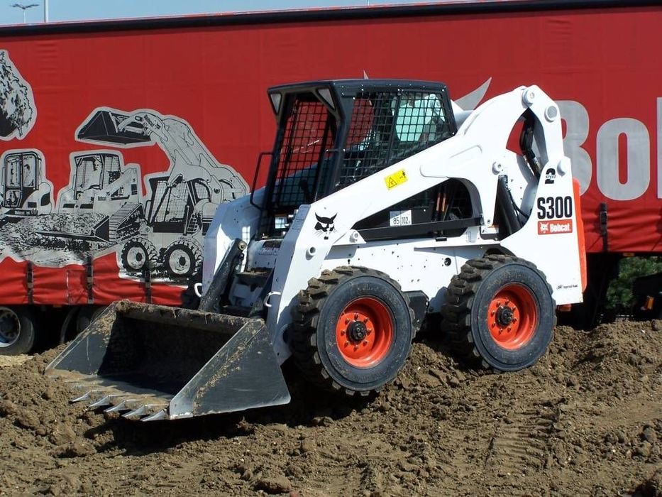 Аренда Бобкат мини погрузчик